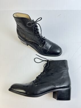Black Leather Ankle Boots 9M Ipanema Lace Up Granny Steampunk Dark Academia